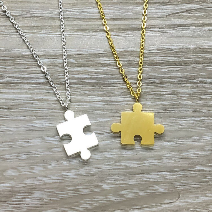 Collier mini puzzle, pendentif pièce de puzzle, bijou géométrique, cadeau pour la sensibilisation à l'autisme, collier minimaliste, or et argent, cadeau pour meilleure amie