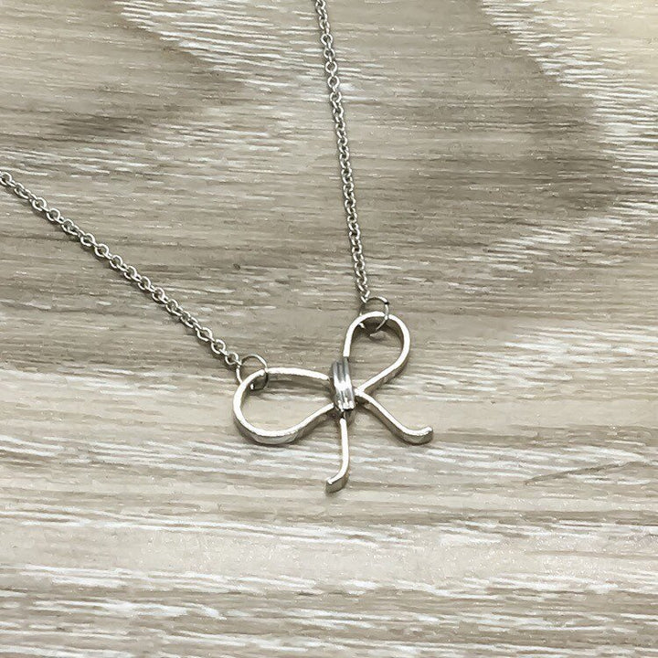 Silver Bow Necklace, Best Friend Gift, Friendship Knot Necklace, Classy Jewelry, Gift for Bestie, Feminine Necklace, Simple Necklace on Card