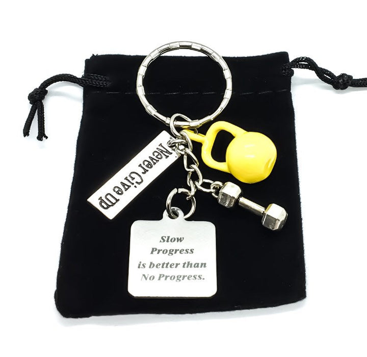 Porte-clés fitness, Breloque haltérophilie, « Les progrès lents sont les meilleurs », Motivation perte de poids, Breloque kettlebell, Coach sportif, Cadeau salle de sport