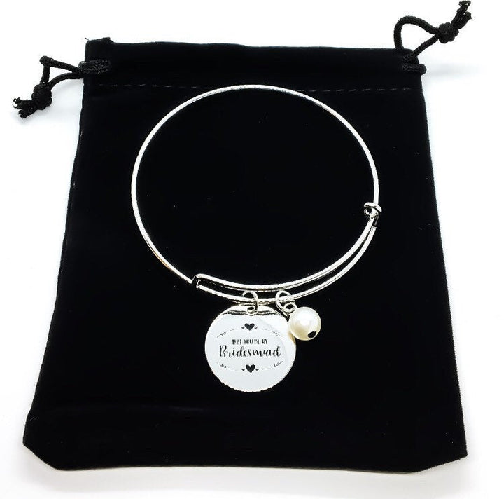Bracelet jonc argenté pour demande en mariage : « Veux-tu être ma demoiselle d’honneur ? »