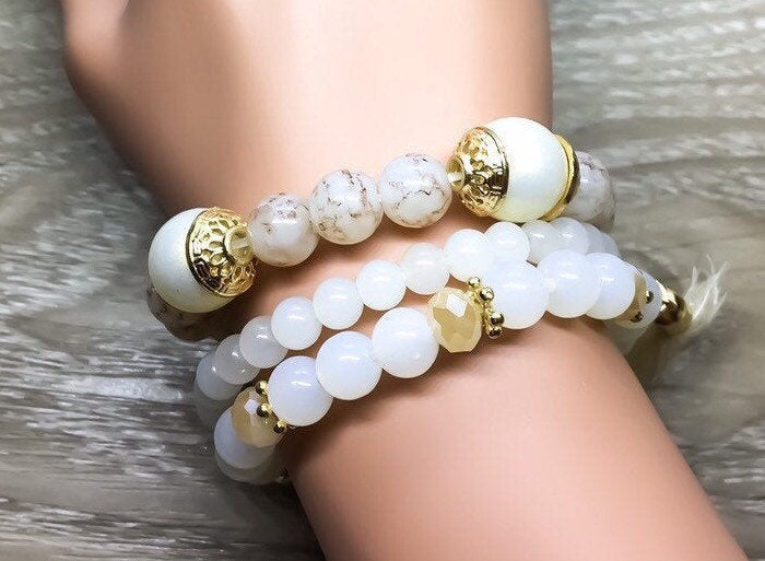 Triple Stack Beaded Bracelets, White Pink Multistrand Bead Bracelet Set of 3, Friendship Bracelets, Birthday Gift, Tassels, Daughter Gifts