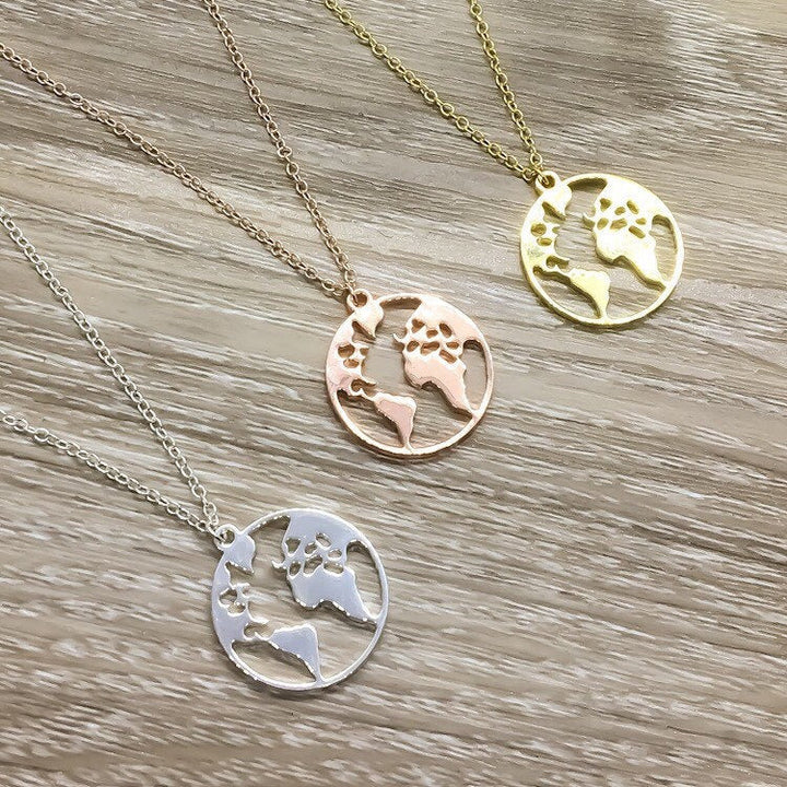 Collier Terre, Pendentif Globe Terre, Bijou Planète, Cadeau Exploratrice pour Elle, Cadeau de Nouveau Voyage, Collier de Remise de Diplôme, Cadeau de Meilleure Amie, Voyageuse