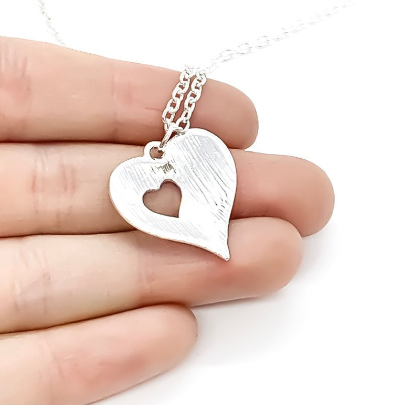 Mother Daughter Necklace Set, Heart Cut Out Necklace for 2, Friendship Necklace, BFF Jewelry, Gift for Mom, Gift from Daughter, Mommy and Me