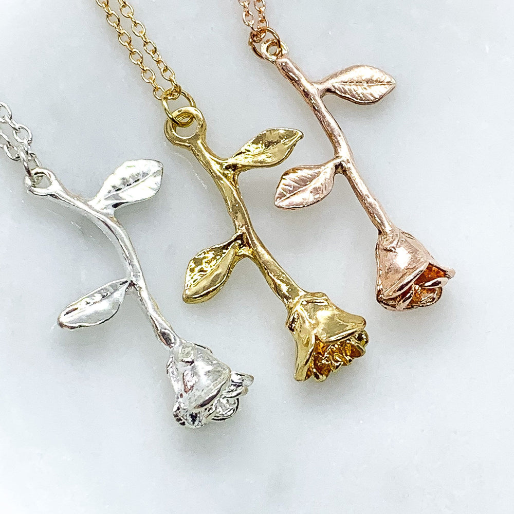 Dainty Rose Necklace, Rose Gold Flower Jewelry, Sweet Flower Necklace, Floral Jewelry, Nature Gifts, Gift from Friend, Meaningful Gift