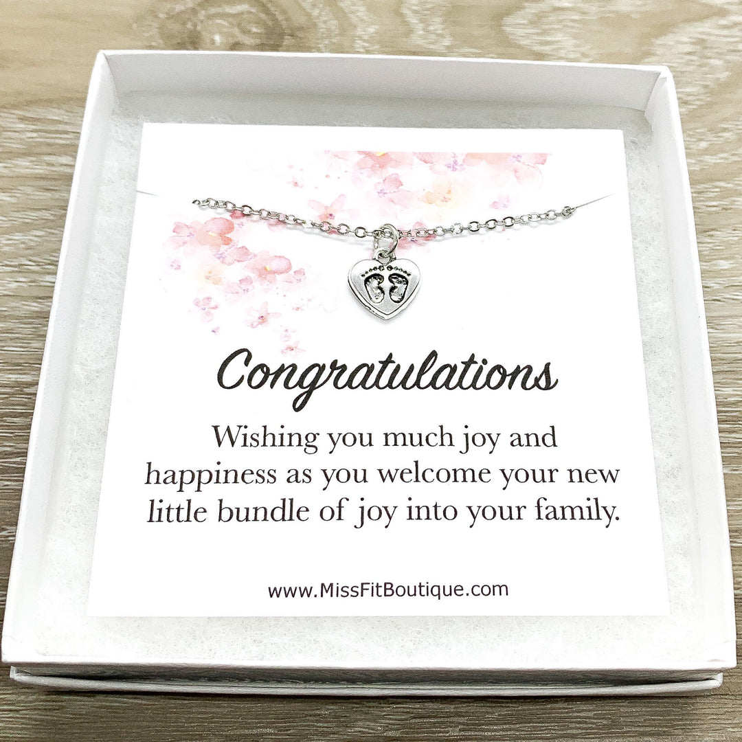 Card for Mom To Be, Tiny Heart Necklace with Footprints, New Baby, Expectant Mother Gift, Motherhood Keepsake, Gift for New Mommy
