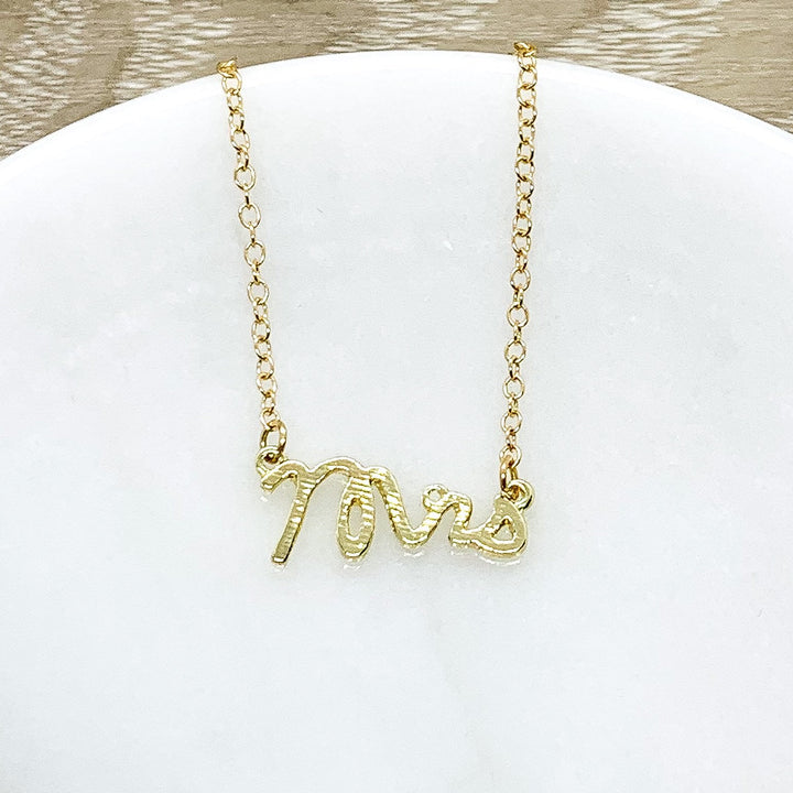 Mrs Necklace Gold, Bridal Gift, Gift for Bride from Him, Bridal Necklace, Future Mrs Necklace, Engagement Gift, Bride to Be Gift