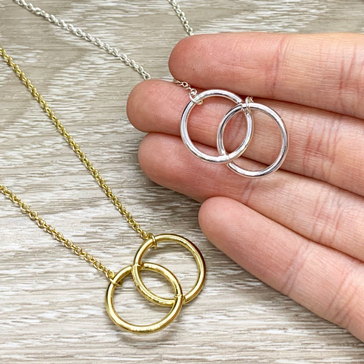 Amazing Friend Necklace with Gift Box, Linked Circles Necklace, 2 Circle Pendants, Gift for Best Friend, Gift for Bestie, Friend Christmas