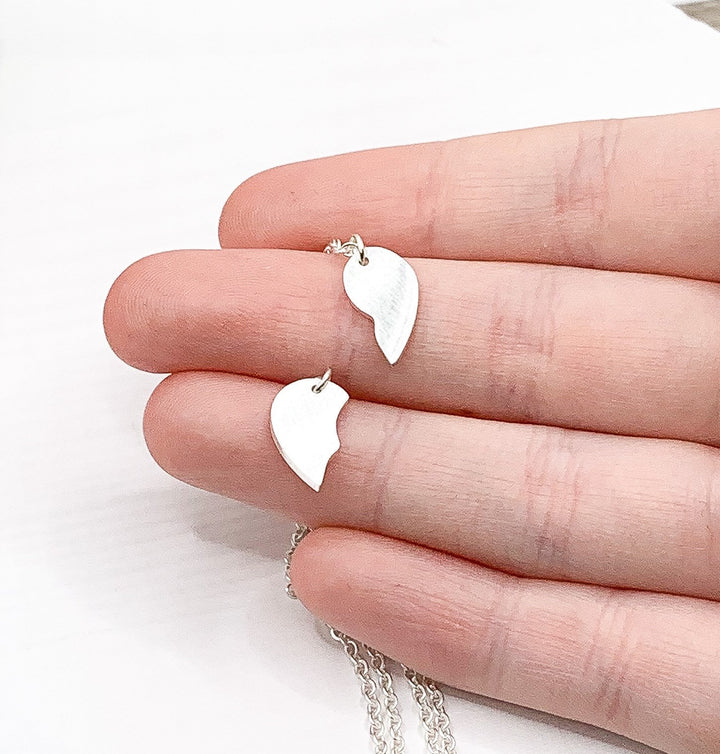 Better Half Card, Split Hearts Necklace Set for 2, Minimal Friendship Necklaces, Half Heart Necklaces, Best Friend Gift, Couples’ Necklaces