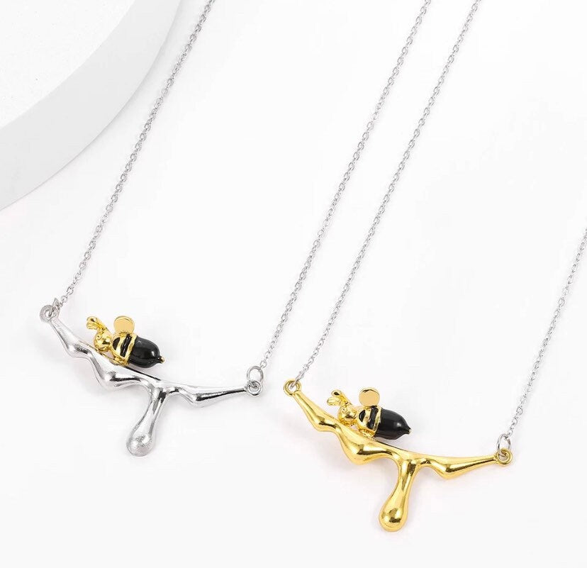 Be Strong, Be Yourself Card, Bee Necklace, Bee Jewelry, Statement Necklace, Inspirational Gift, Strength Gift, Gift from Sister, Birthday