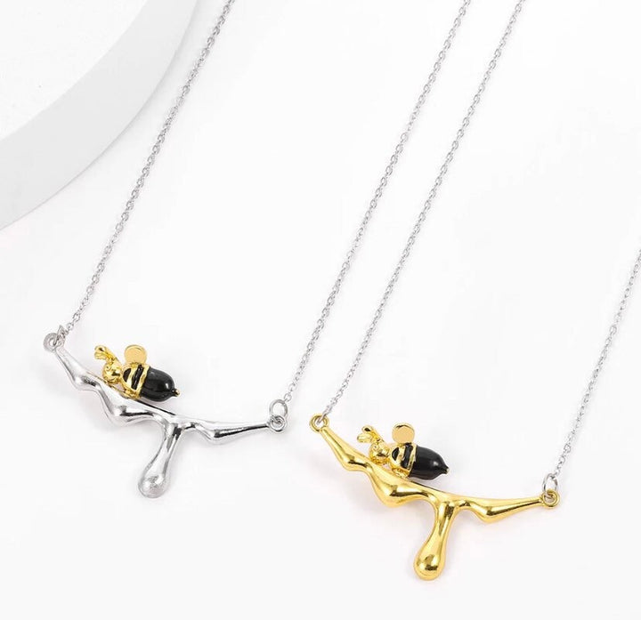 Be Strong, Be Yourself Card, Bee Necklace, Bee Jewelry, Statement Necklace, Inspirational Gift, Strength Gift, Gift from Sister, Birthday