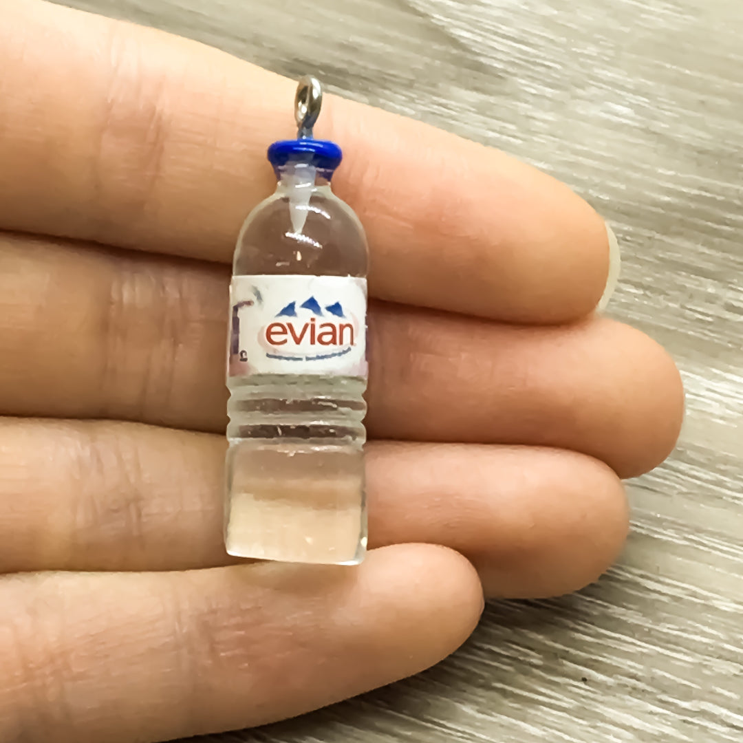 Breloques en résine Kawaii Foodie : chocolat, œuf, macaron, avocat, bouteille d'eau