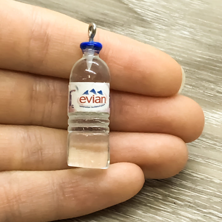 Breloques en résine Kawaii Foodie : chocolat, œuf, macaron, avocat, bouteille d'eau