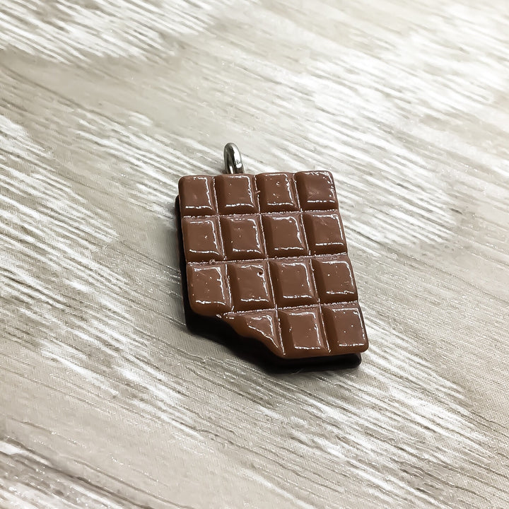 Breloques en résine Kawaii Foodie : chocolat, œuf, macaron, avocat, bouteille d'eau